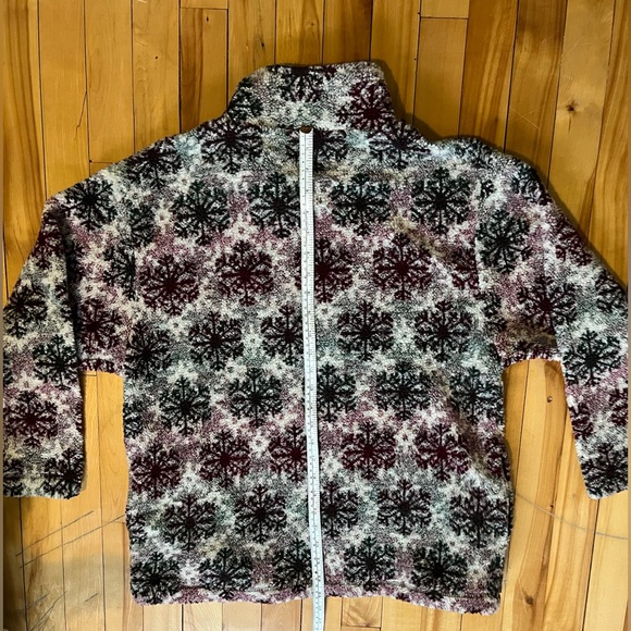 Vintage Northern Getaway Fleece Pull Over - Picture 10 of 15